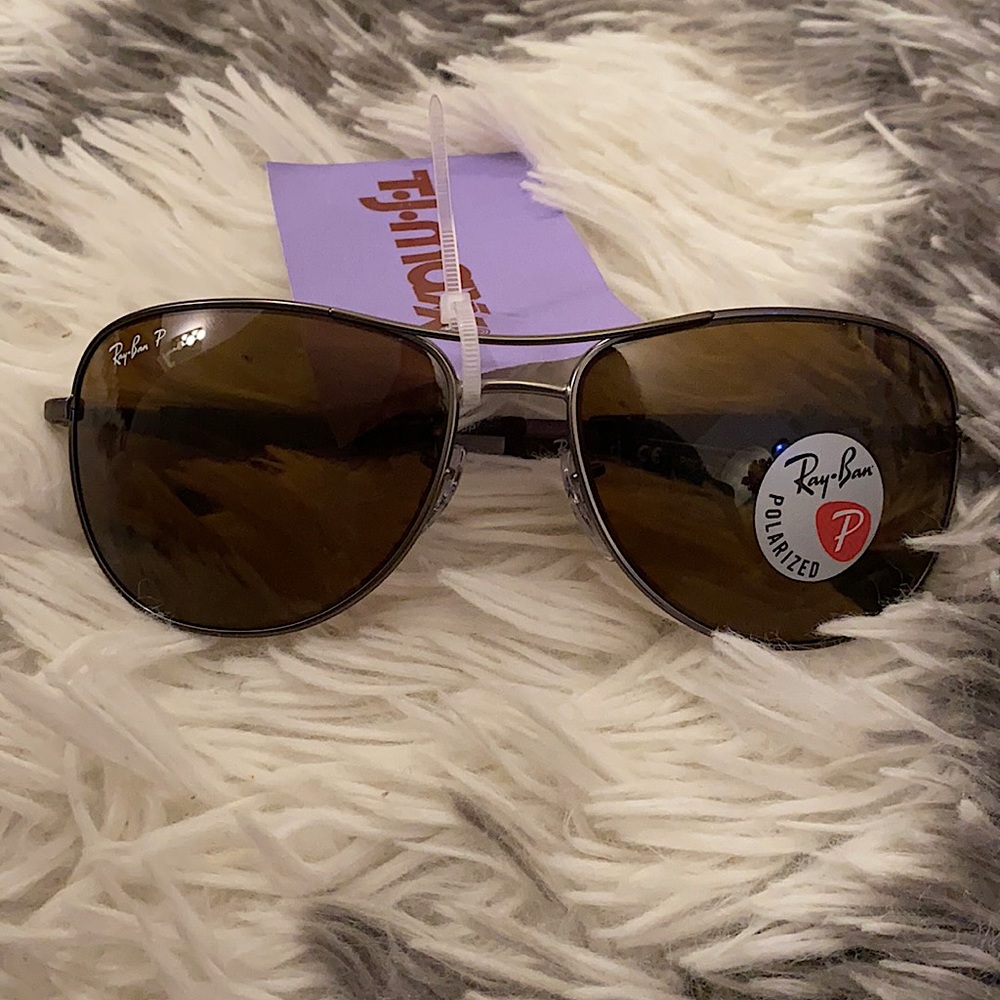 Brand new Ray Ban polarized sunglasses